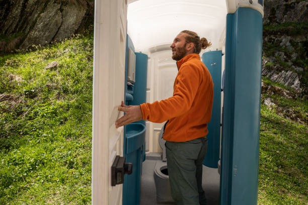 Portable Toilet Options We Offer in Glenvar Heights, FL